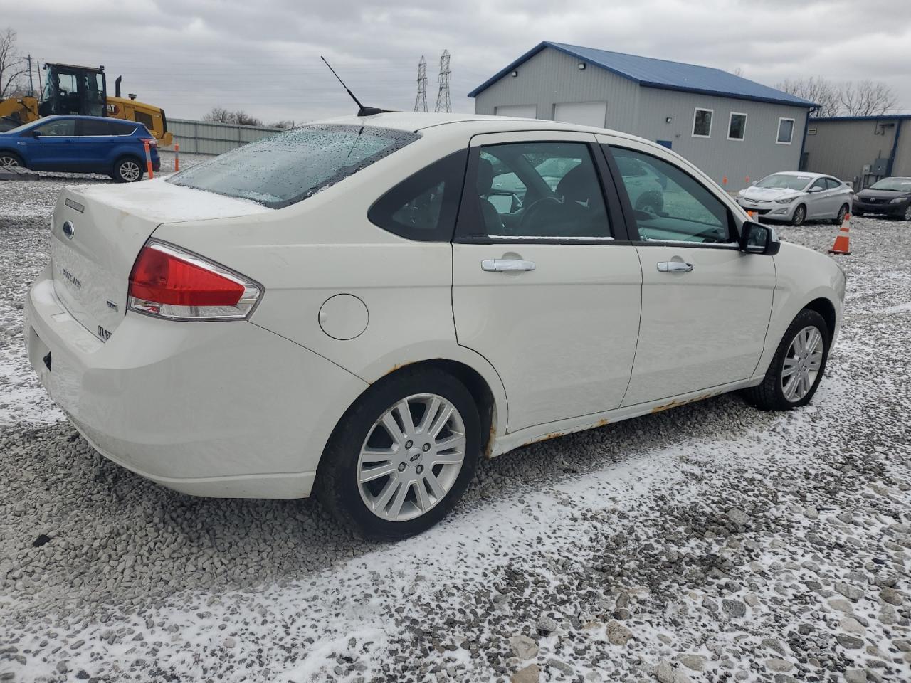 2010 Ford Focus - Image 3