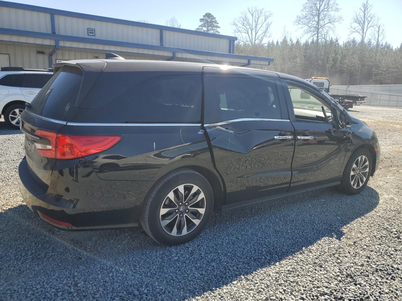 2021 Honda Odyssey - Image 3