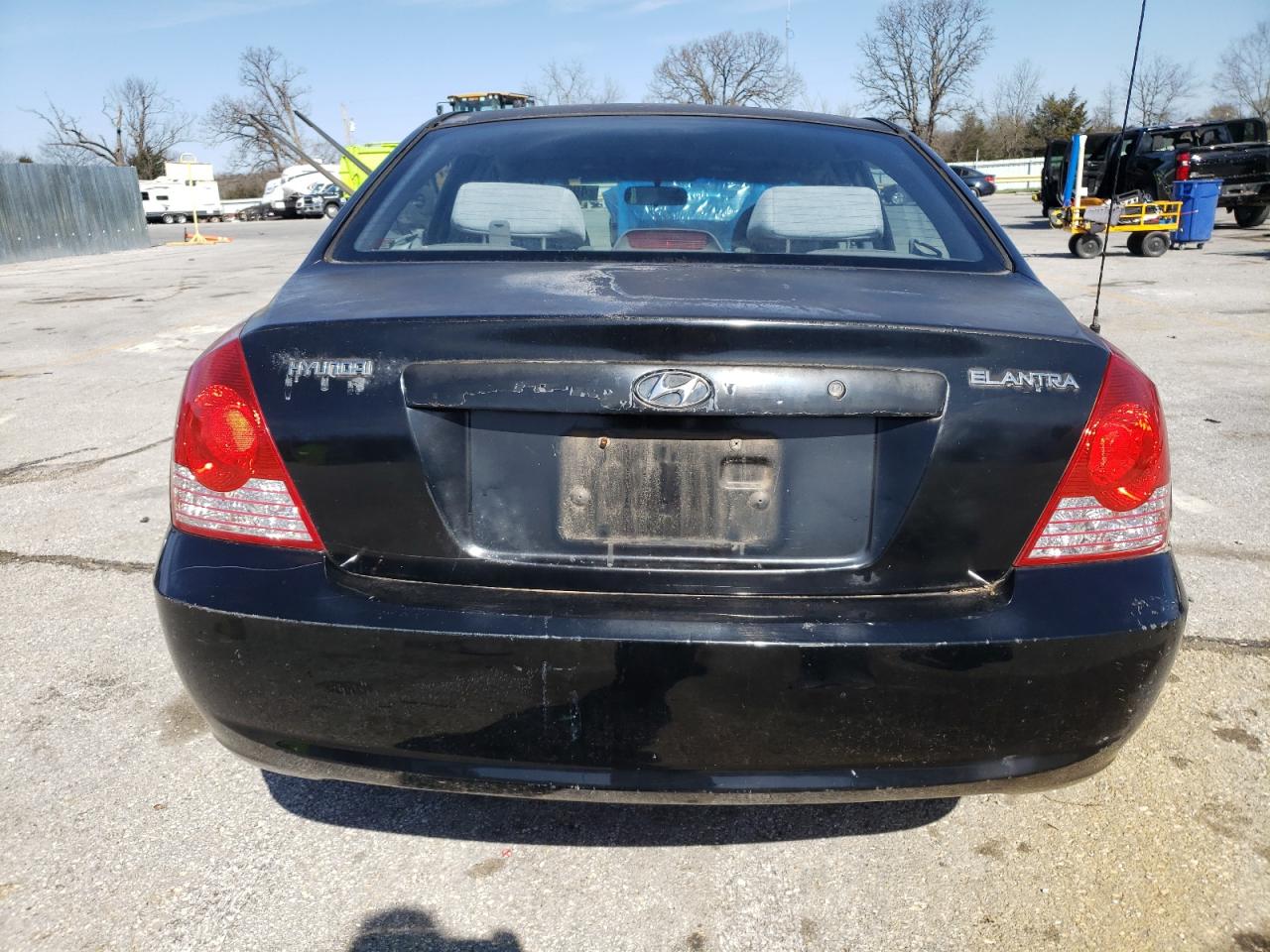 2004 Hyundai Elantra Gls VIN: KMHDN46DX4U901455 Lot: 49968395