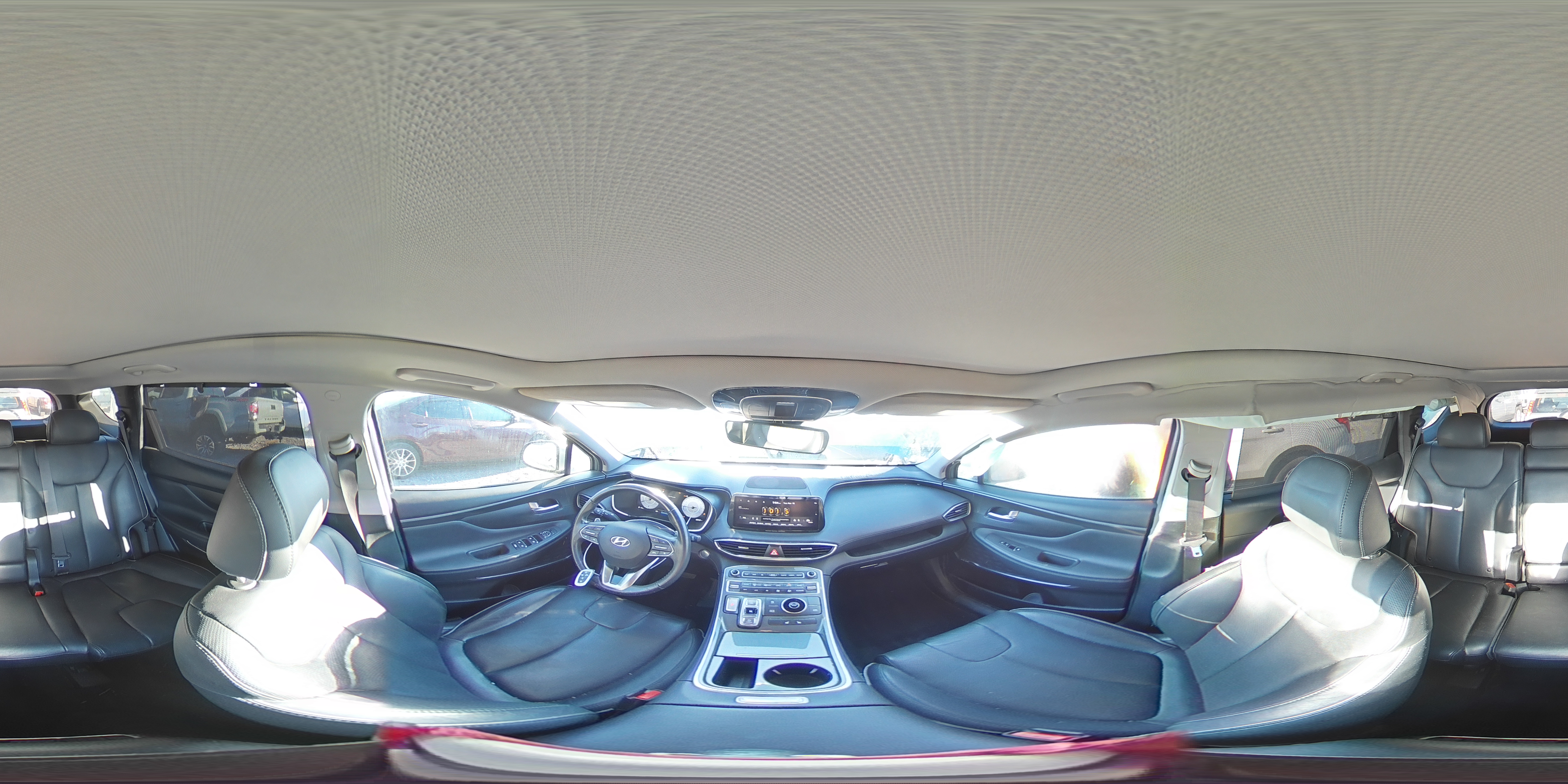 2022 Hyundai Santa Fe - Image 14