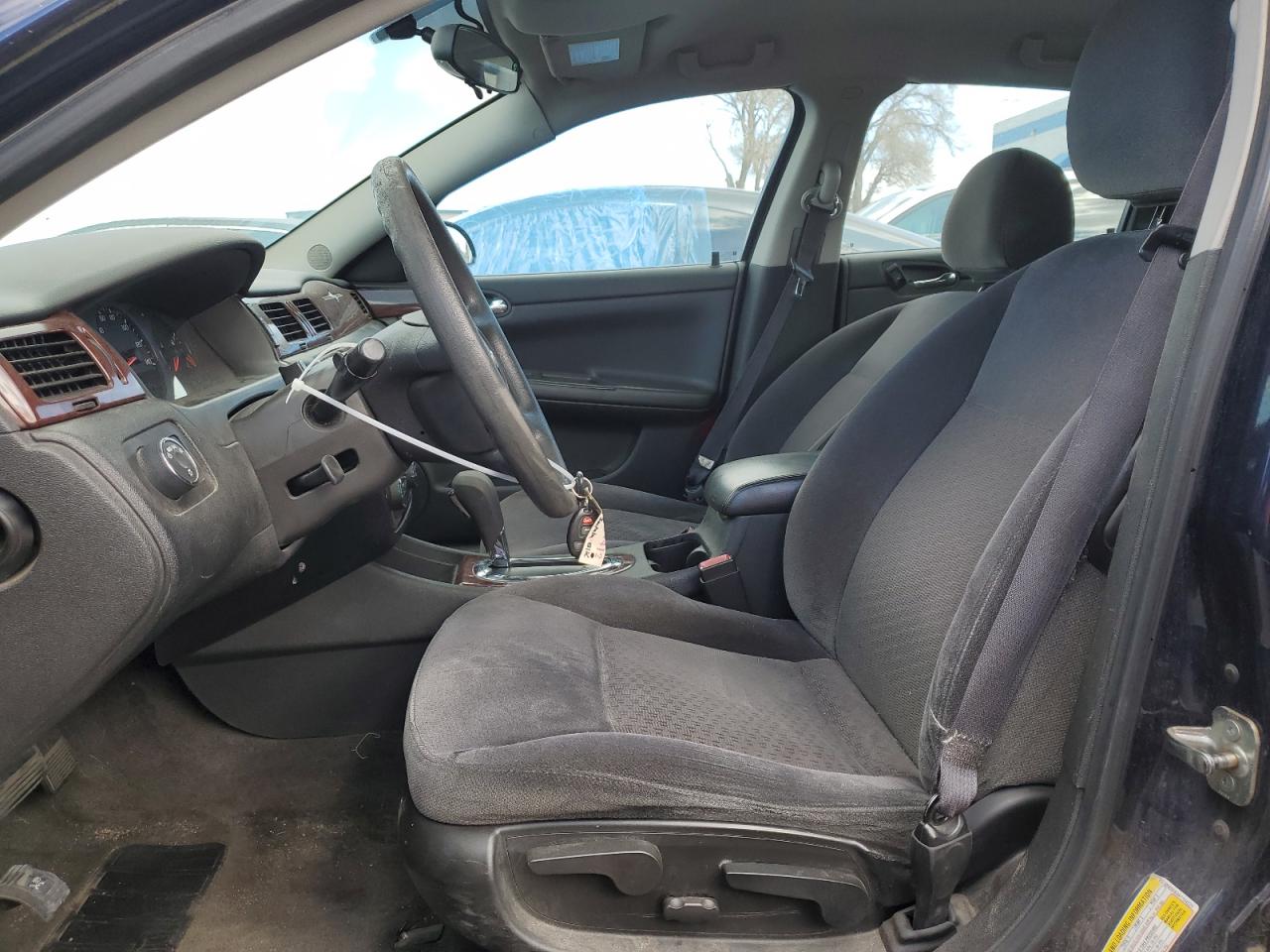 2010 Chevrolet Impala - Image 7