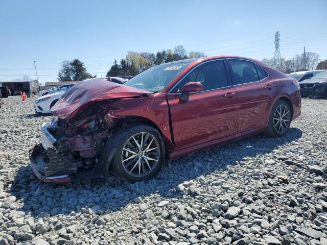 TOYOTA CAMRY XLE 2021