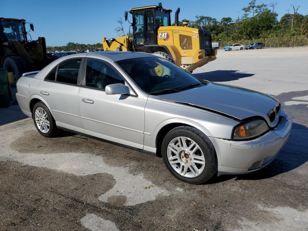 2003 Lincoln LS - Image 4