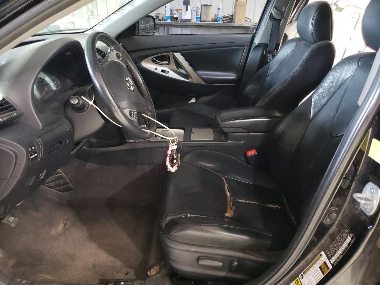 2011 Toyota Camry - Image 7