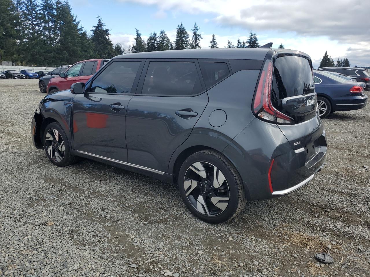 2023 Kia Soul - Image 2