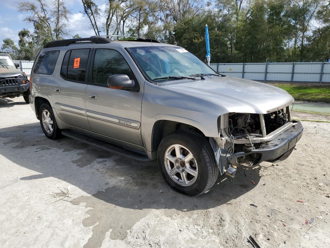 2003 GMC Envoy - Image 4