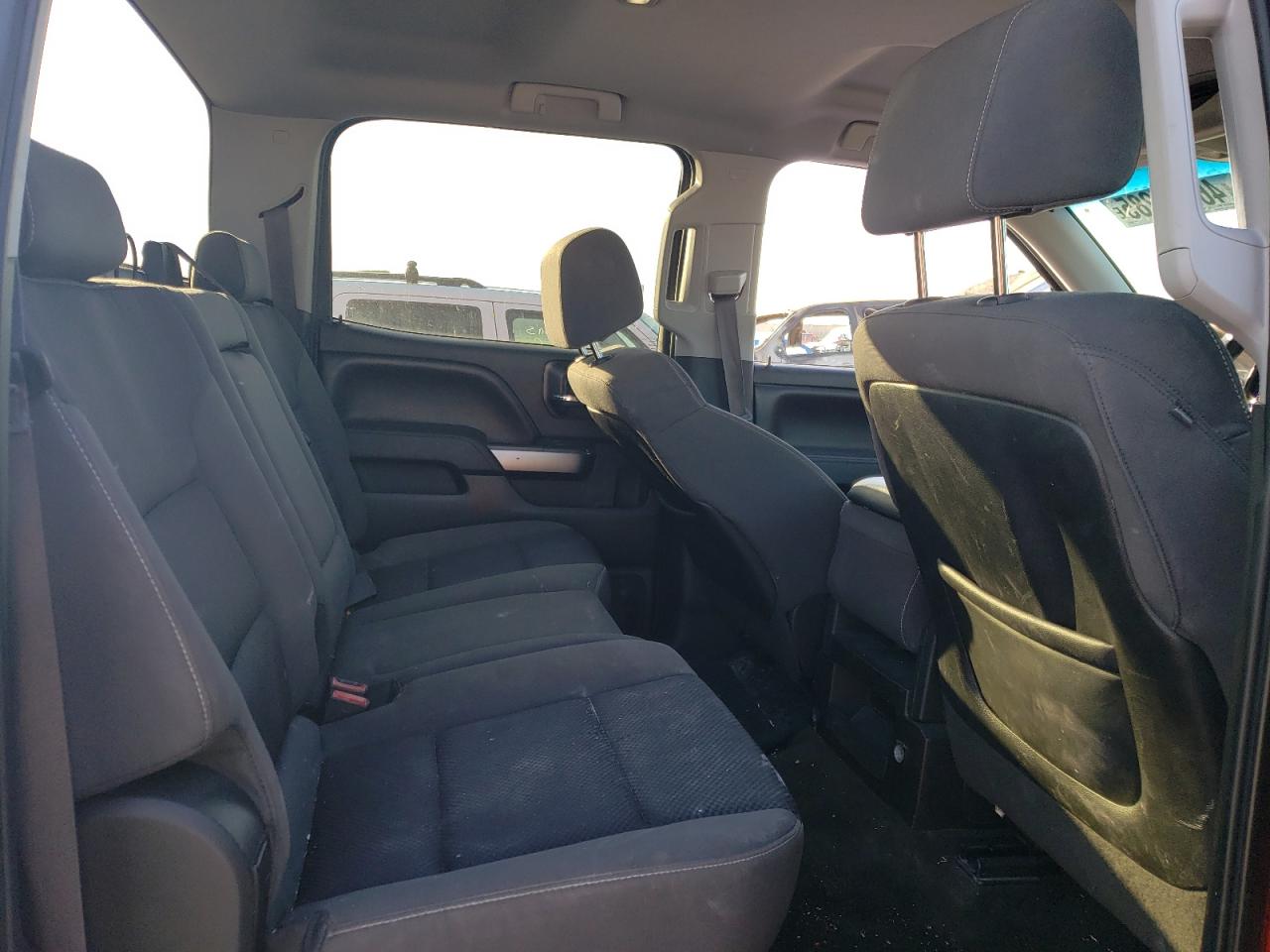2015 Chevrolet Silverado - Image 10