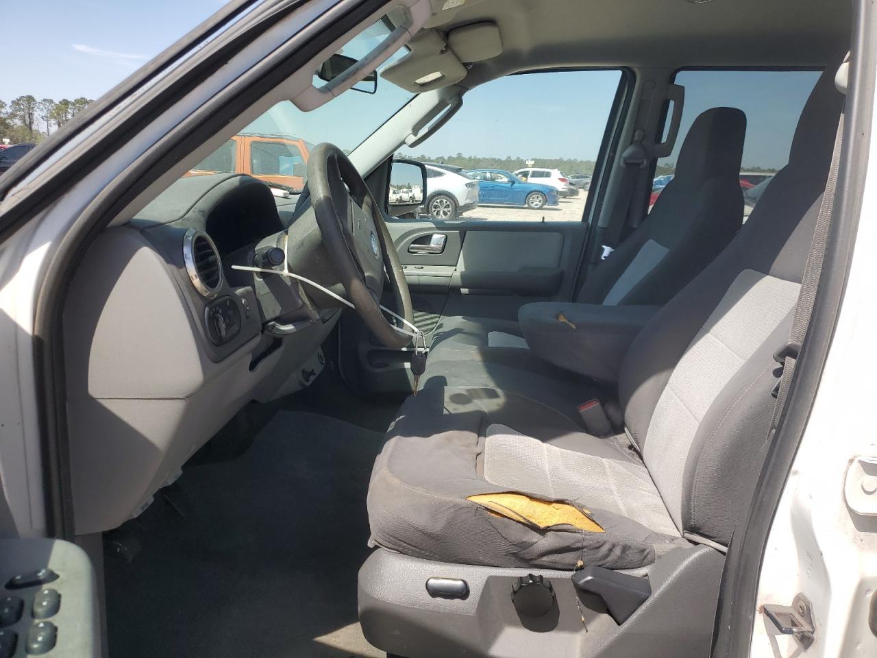 2004 Ford Expedition Xls VIN: 1FMPU14WX4LB36594 Lot: 49499735