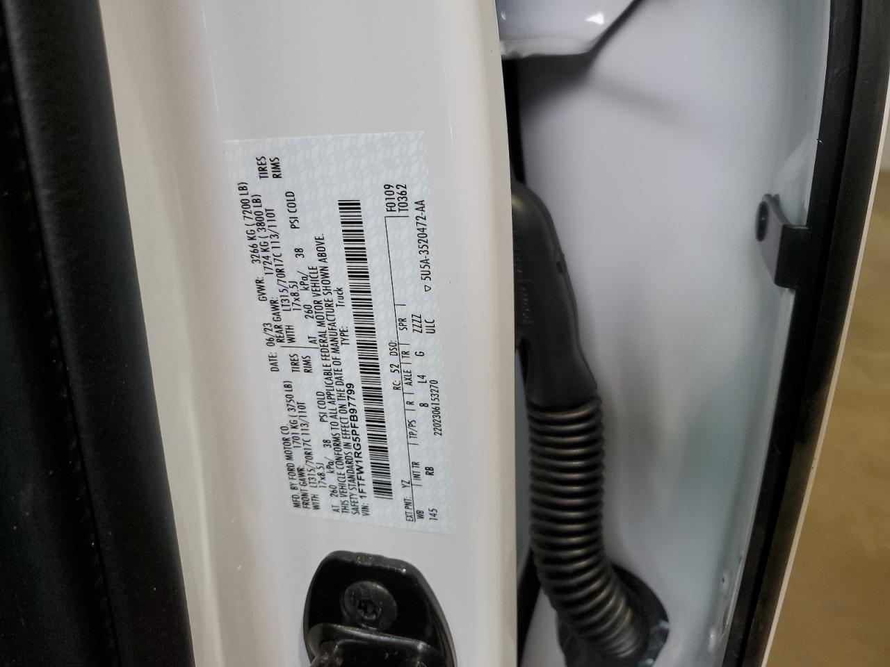 2023 Ford F-150 - Image 12