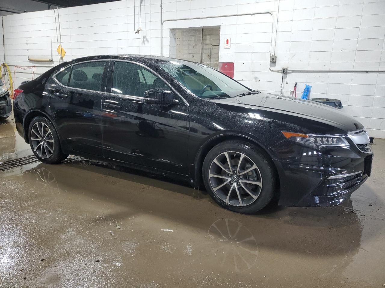 2016 Acura TLX - Image 4