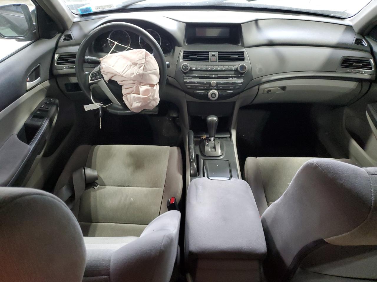 2009 Honda Accord - Image 8