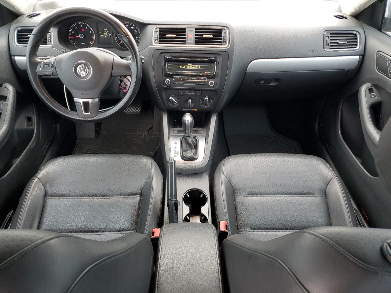 2014 Volkswagen Jetta - Image 8