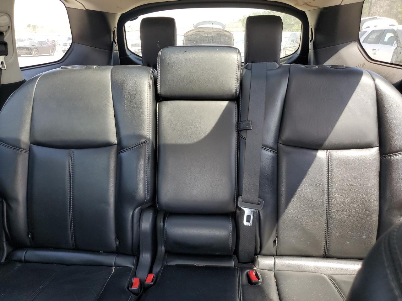2014 Nissan Pathfinder - Image 10