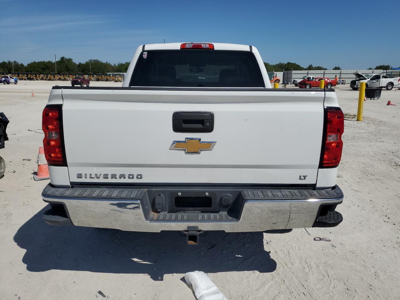 2017 Chevrolet Silverado - Image 6