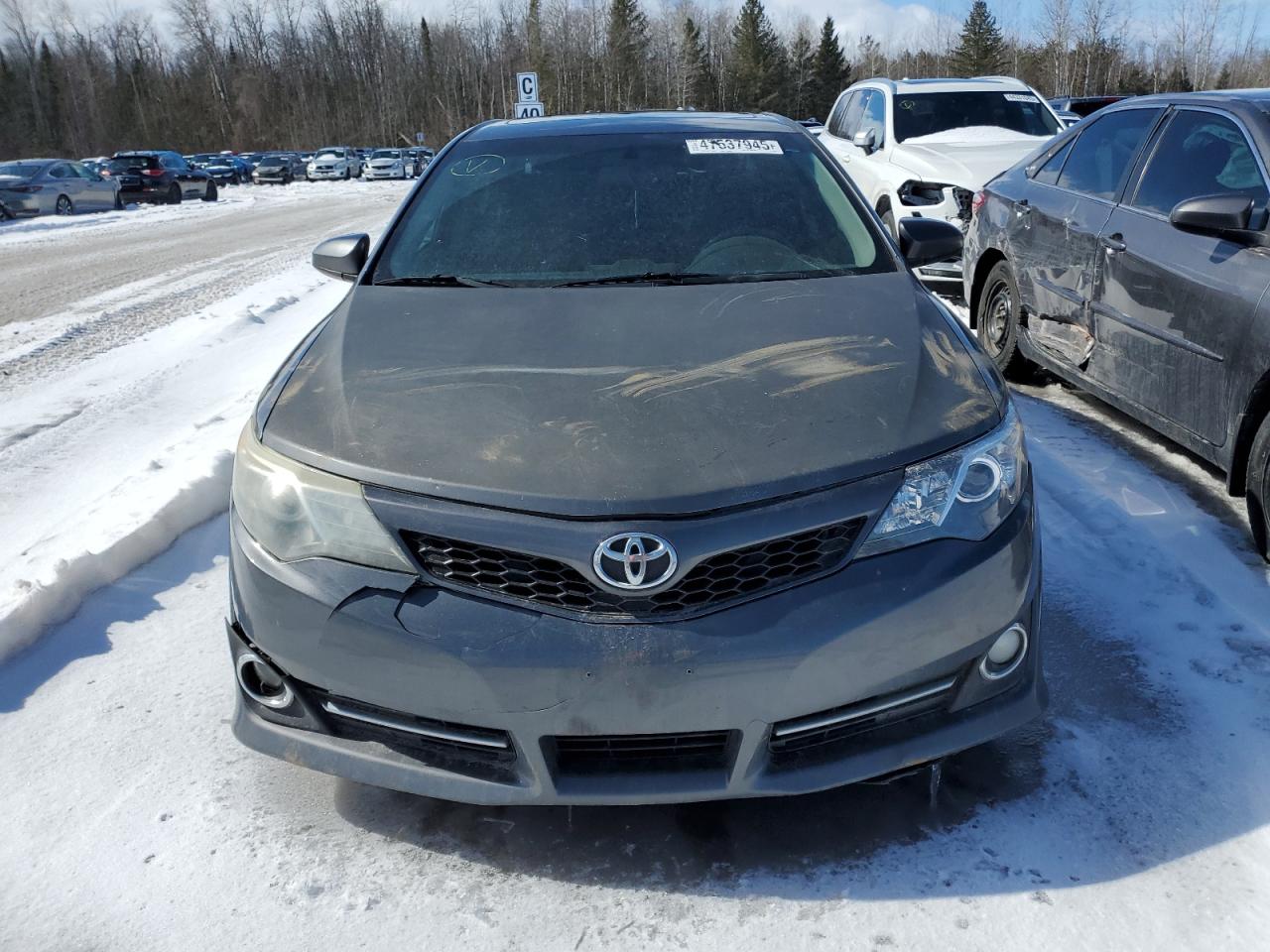 2014 Toyota Camry - Image 5
