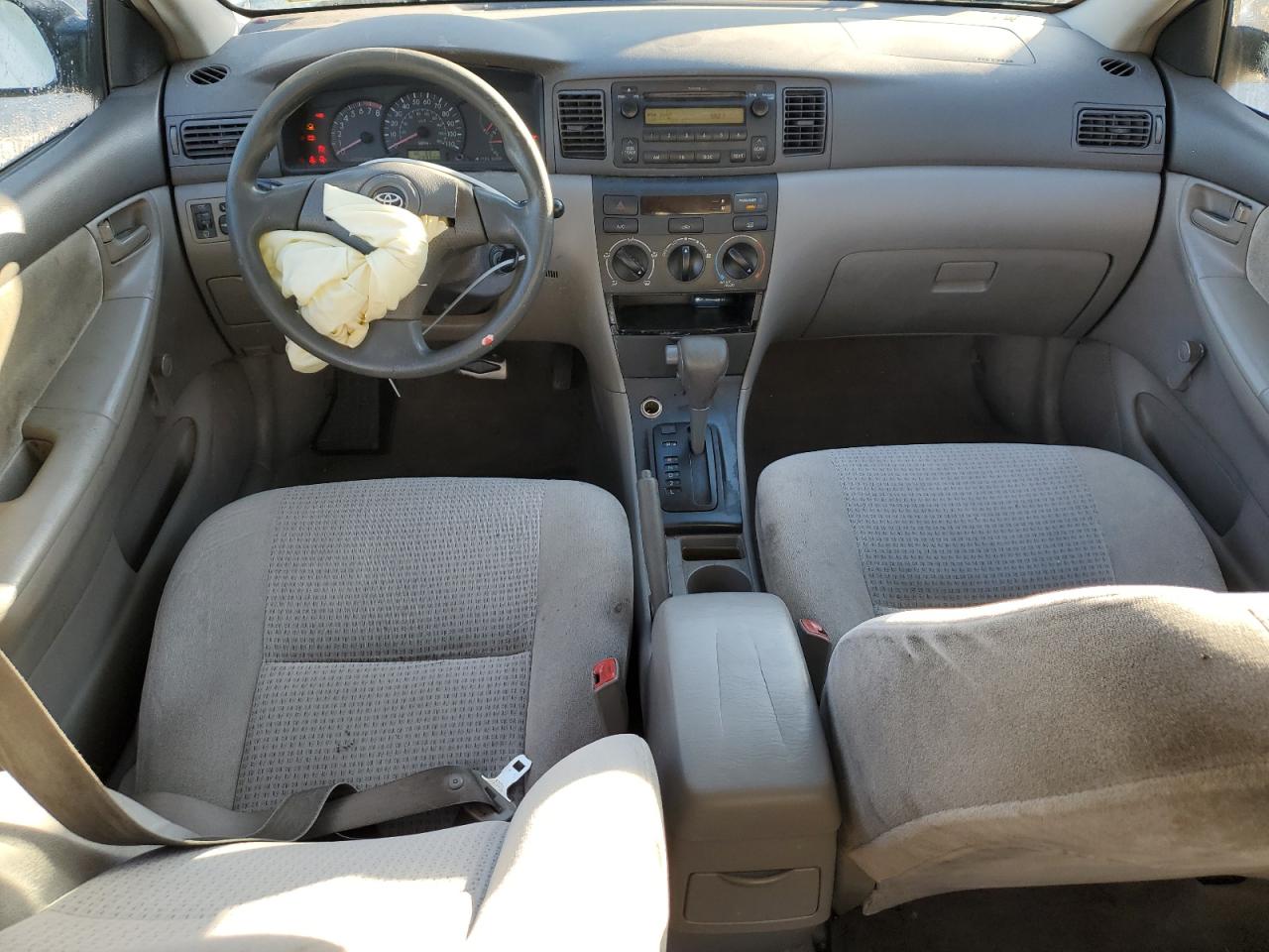 2005 Toyota Corolla - Image 8