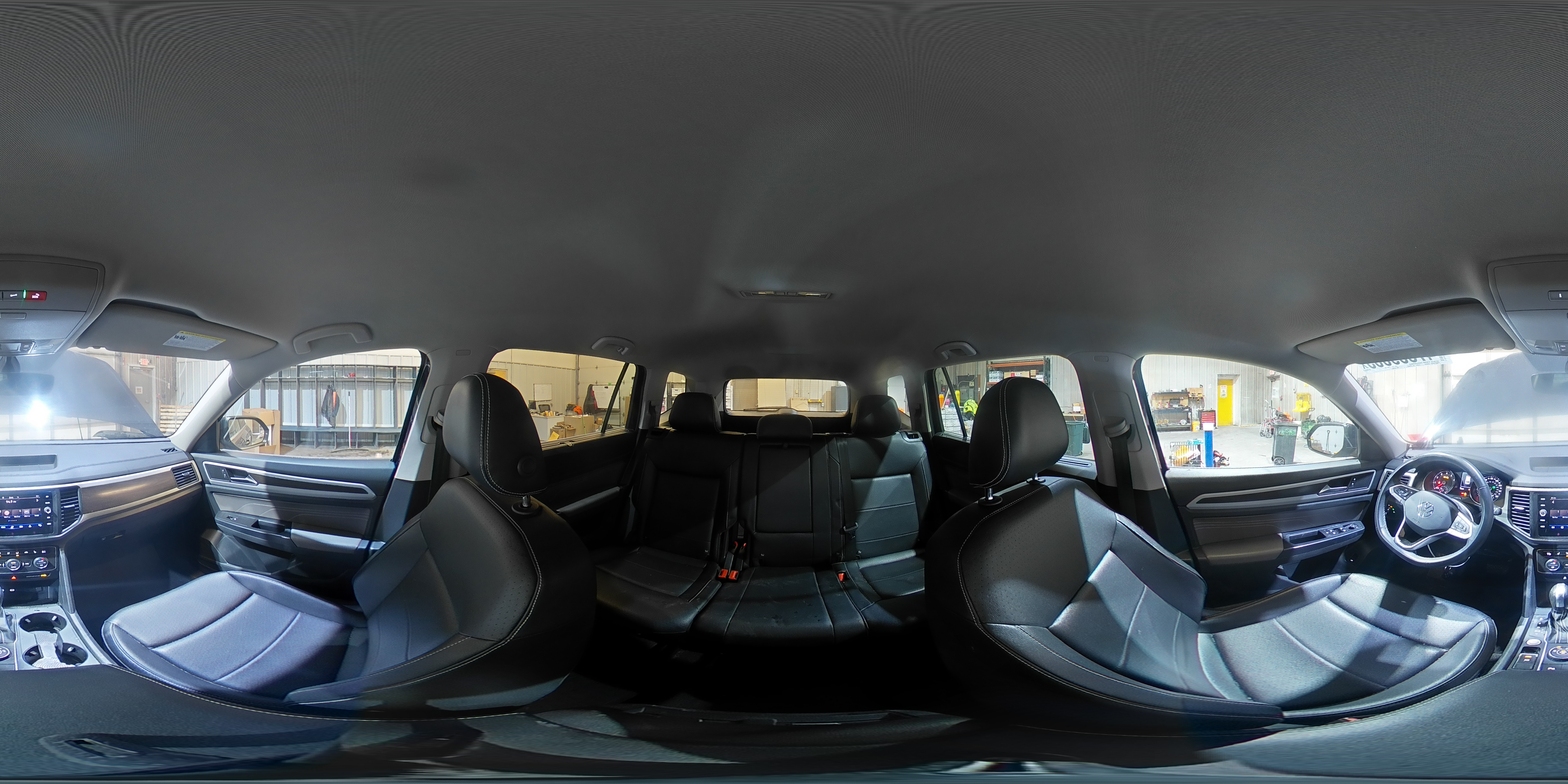 2021 Volkswagen Atlas - Image 16