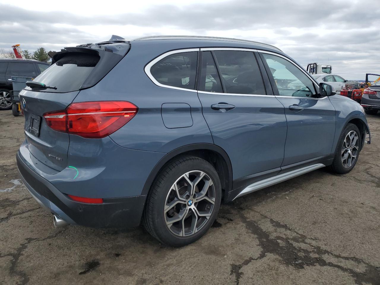 2021 BMW X1 - Image 3