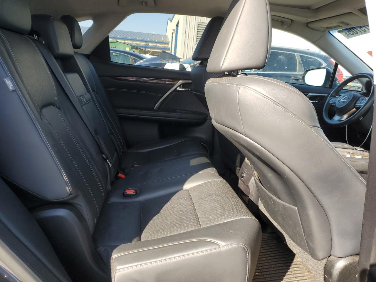 2016 Lexus RX - Image 11