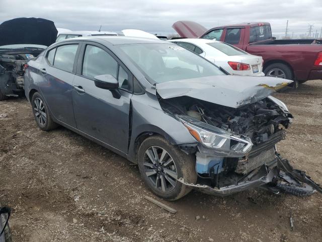  NISSAN VERSA 2021 Серый