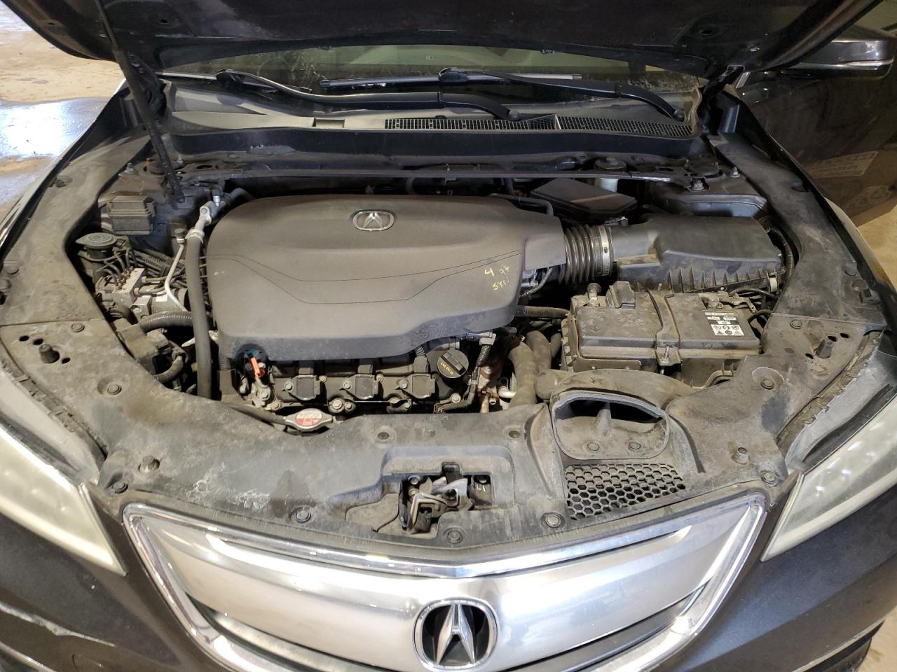 2015 Acura TLX - Image 13