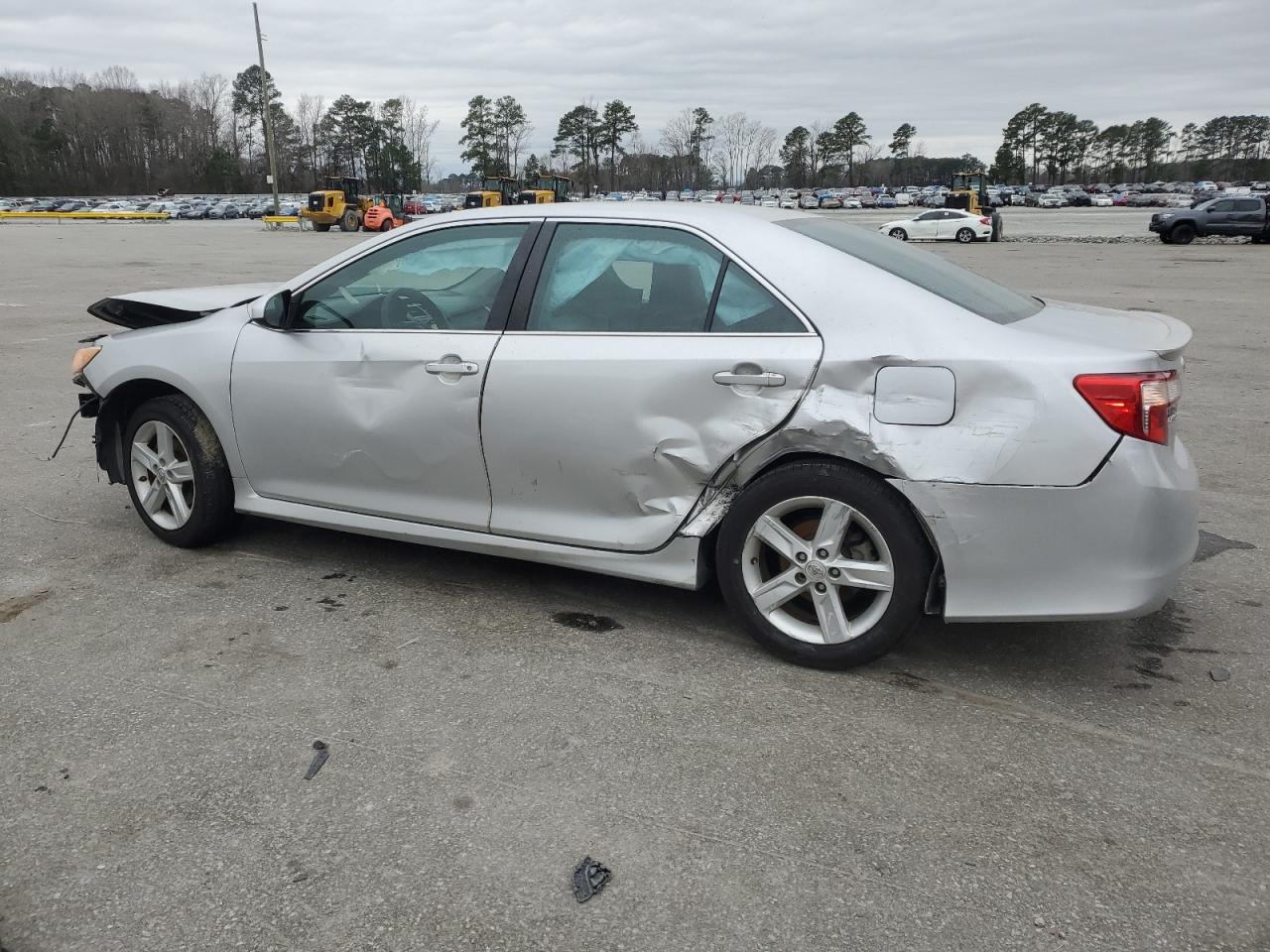 2014 Toyota Camry - Image 2