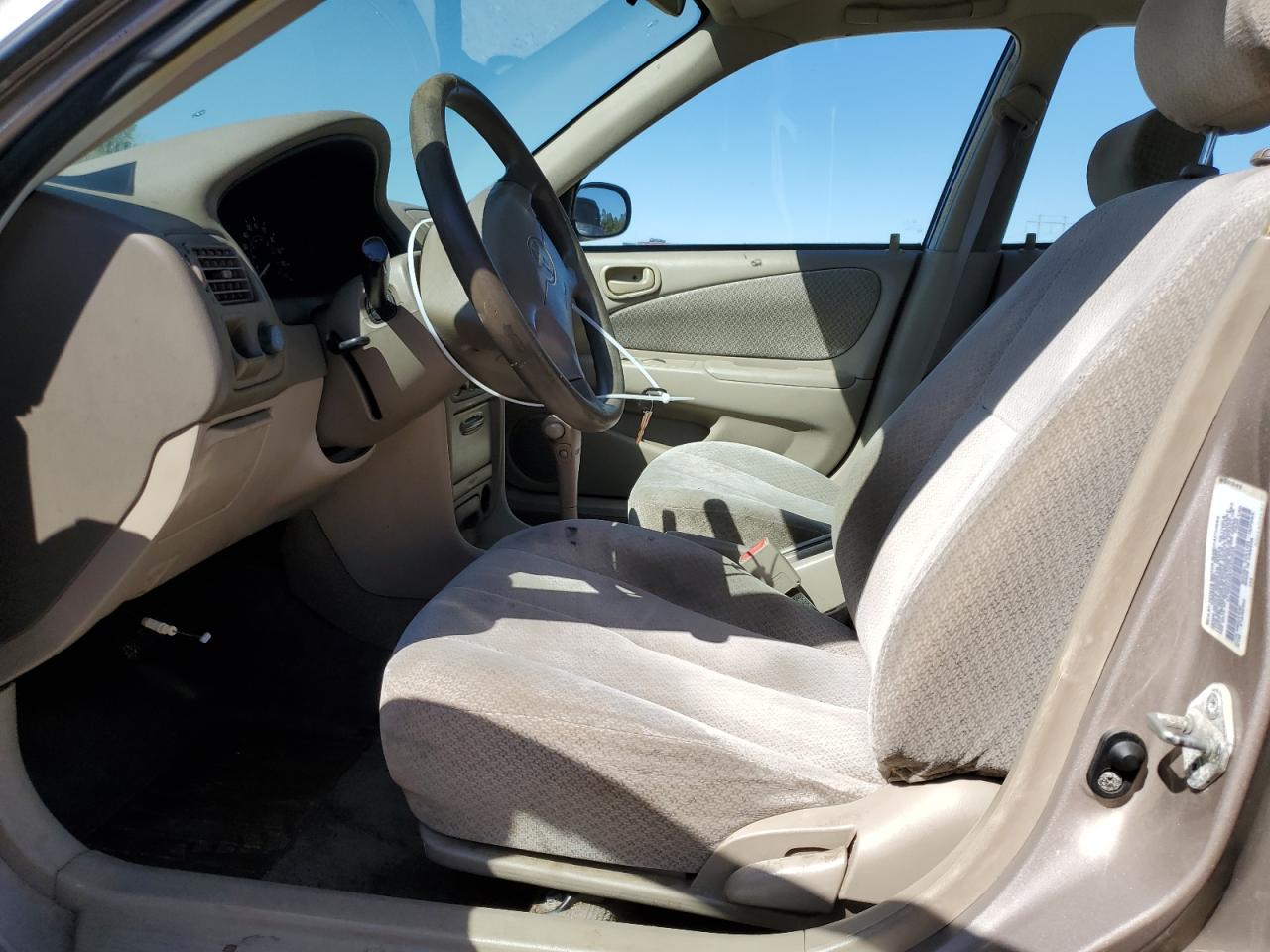 2000 Toyota Corolla - Image 7