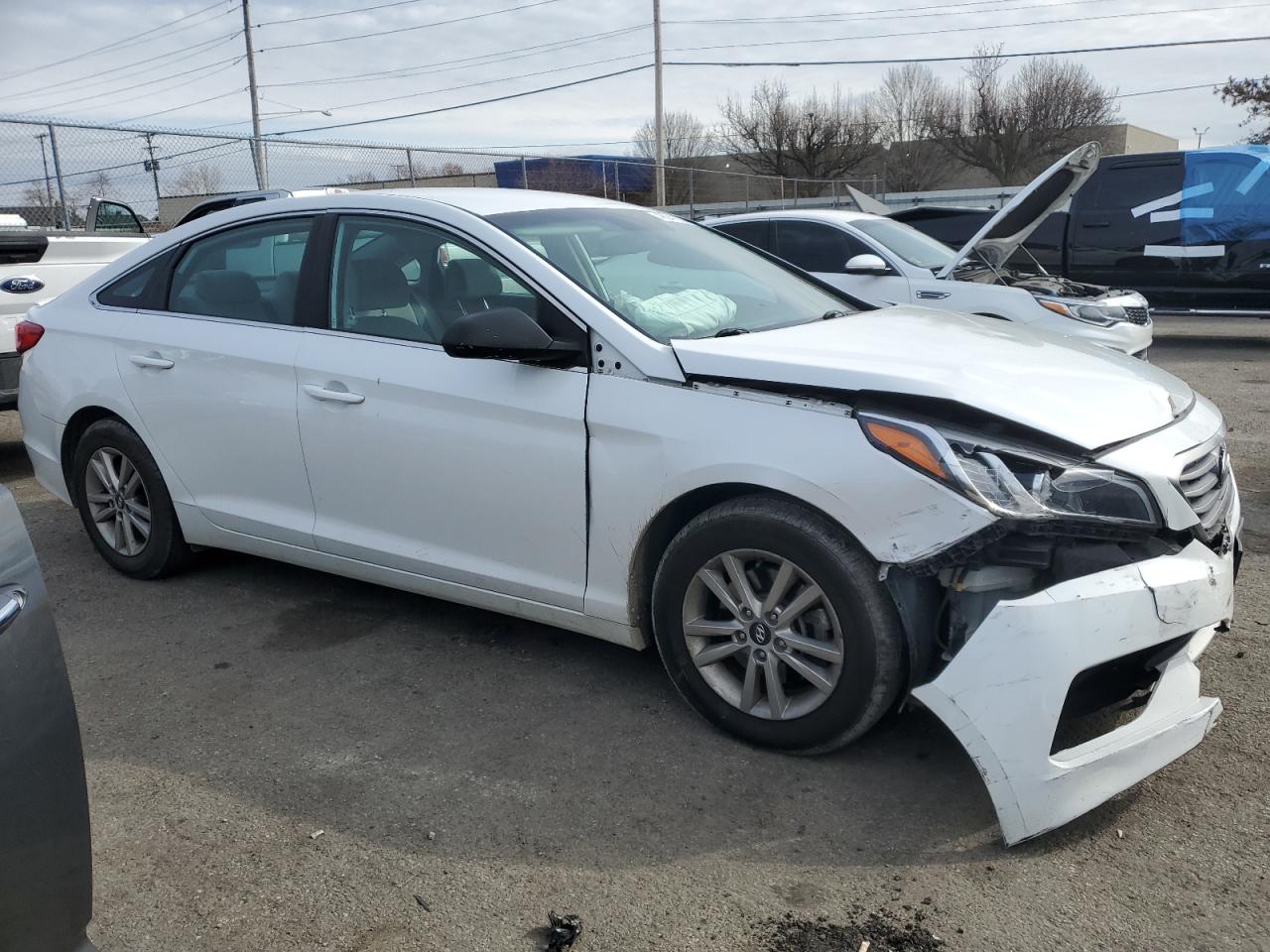 2017 Hyundai Sonata - Image 4