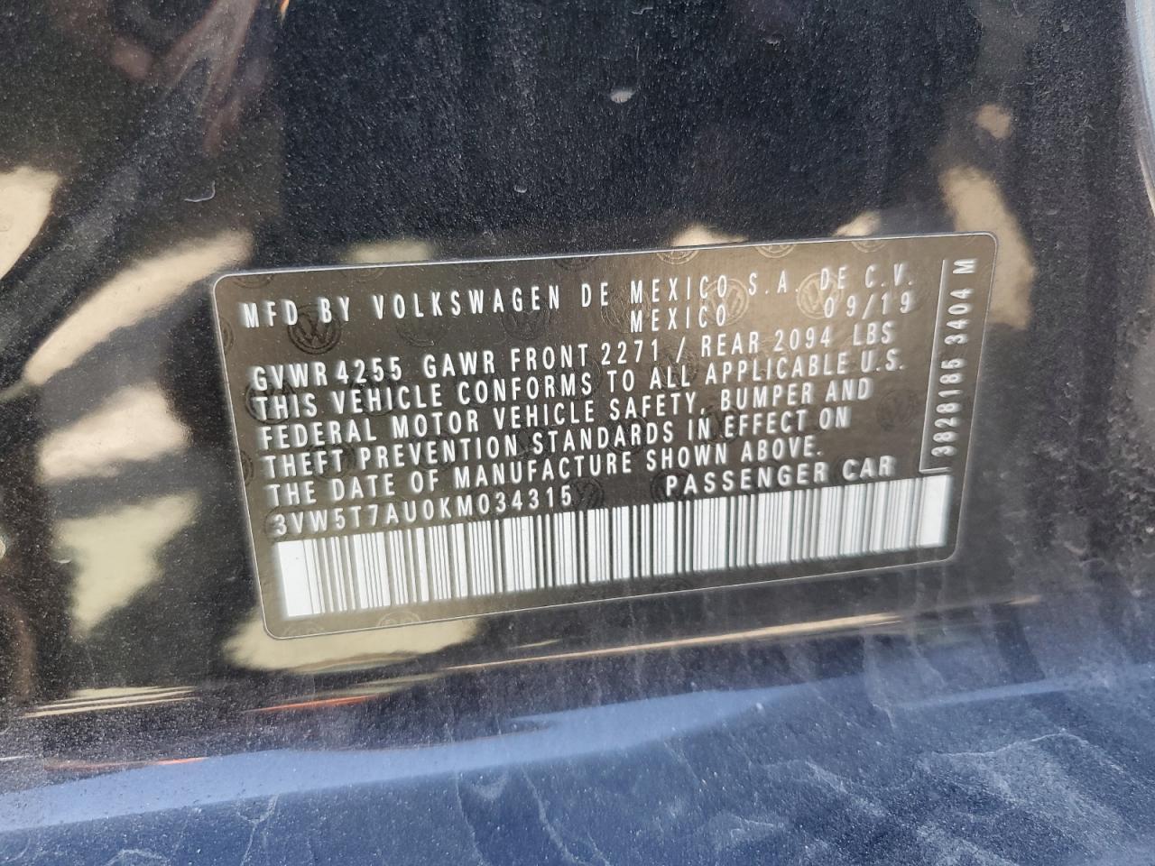 2019 Volkswagen GTI - Image 12