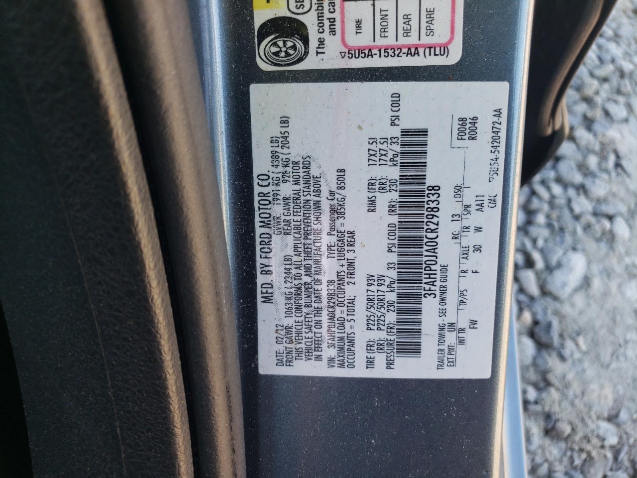 2012 Ford Fusion - Image 12