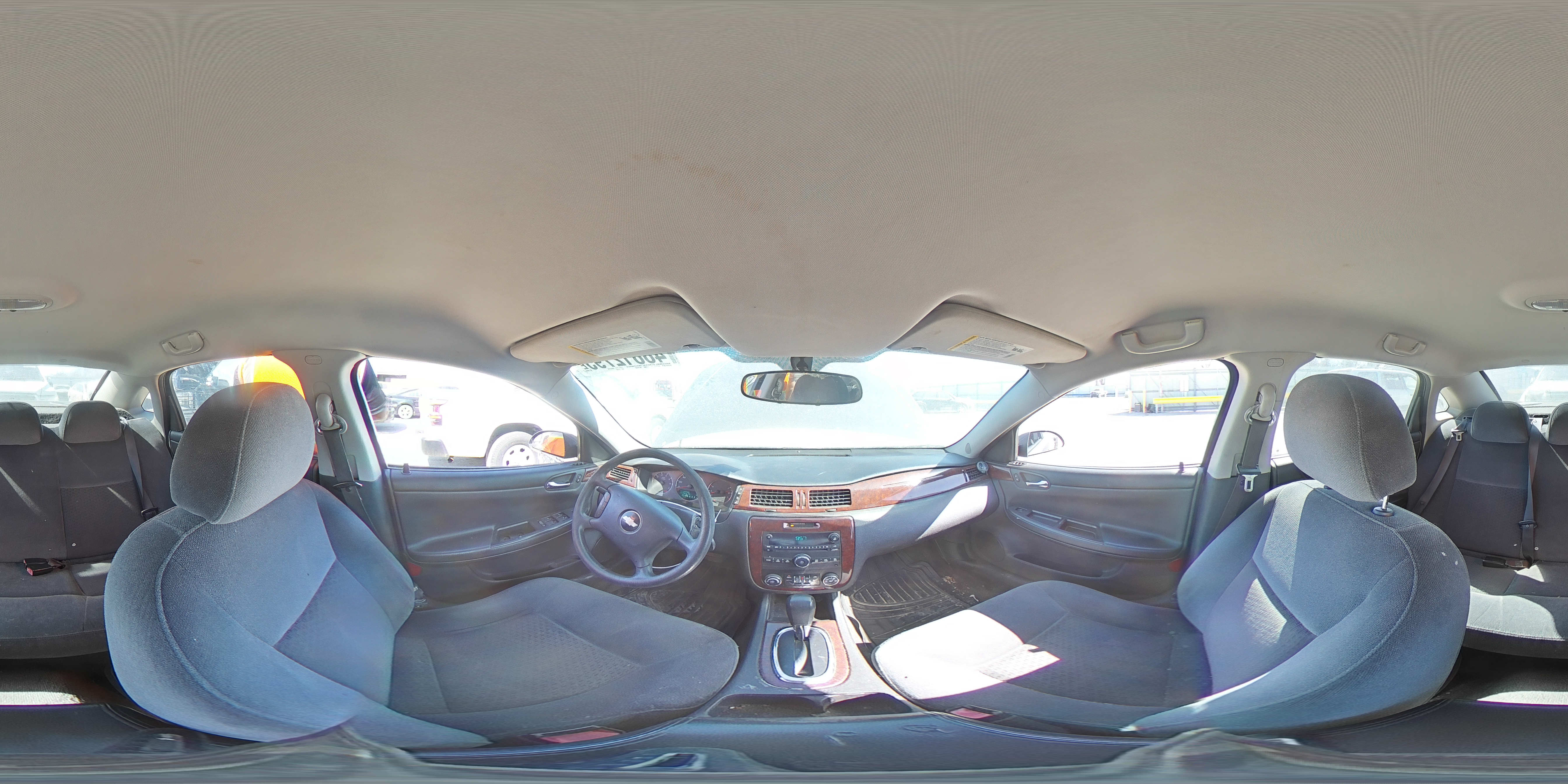 2009 Chevrolet Impala - Image 12