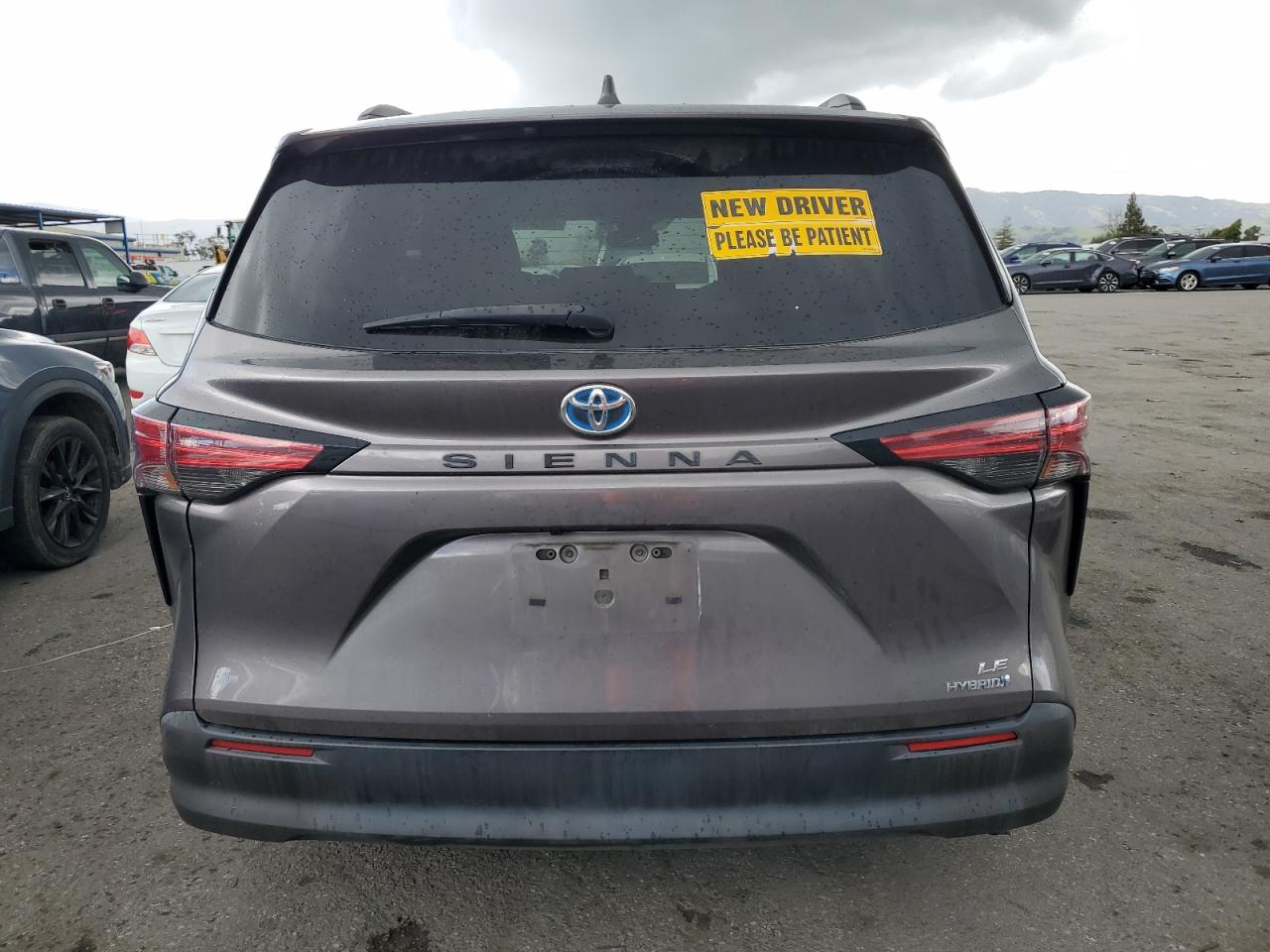 2021 Toyota Sienna - Image 6