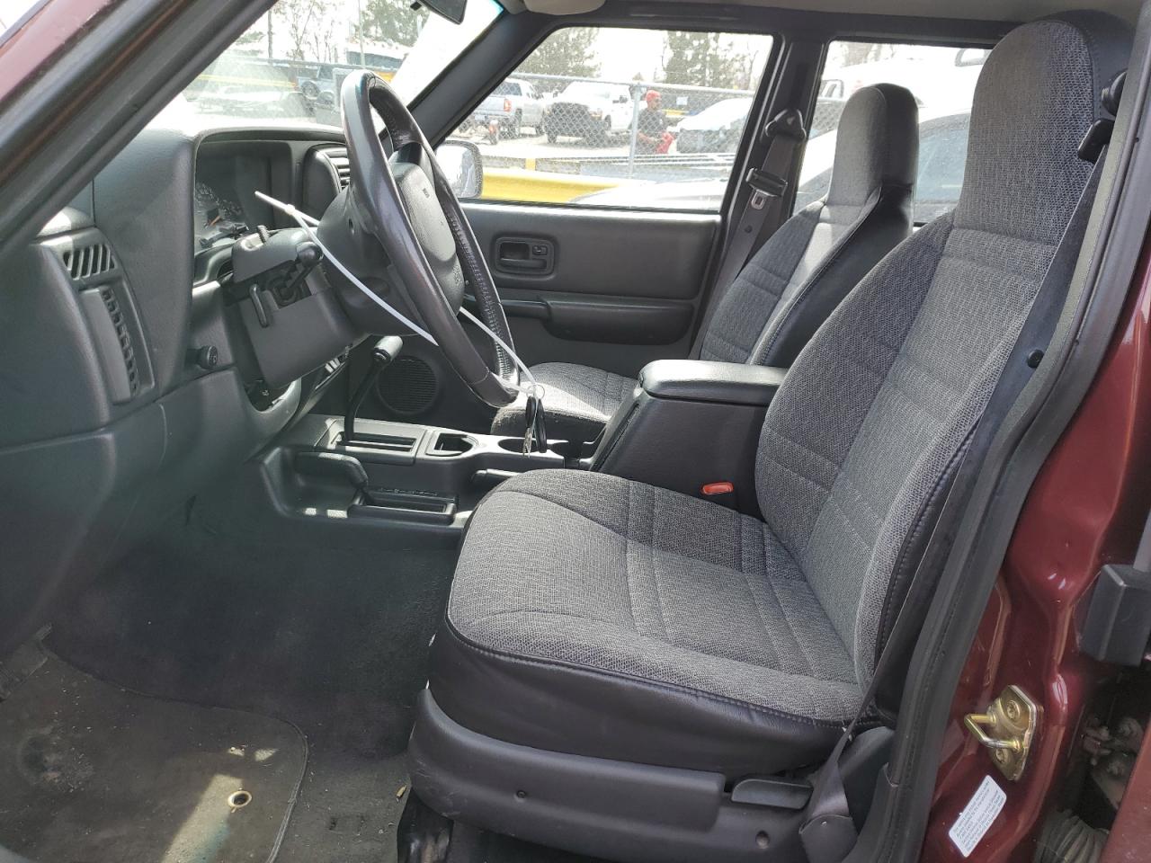 2000 Jeep Grand Cherokee - Image 7