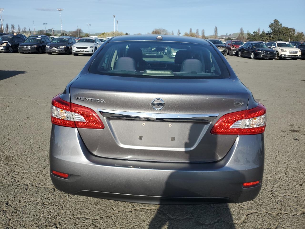 2015 Nissan Sentra - Image 6