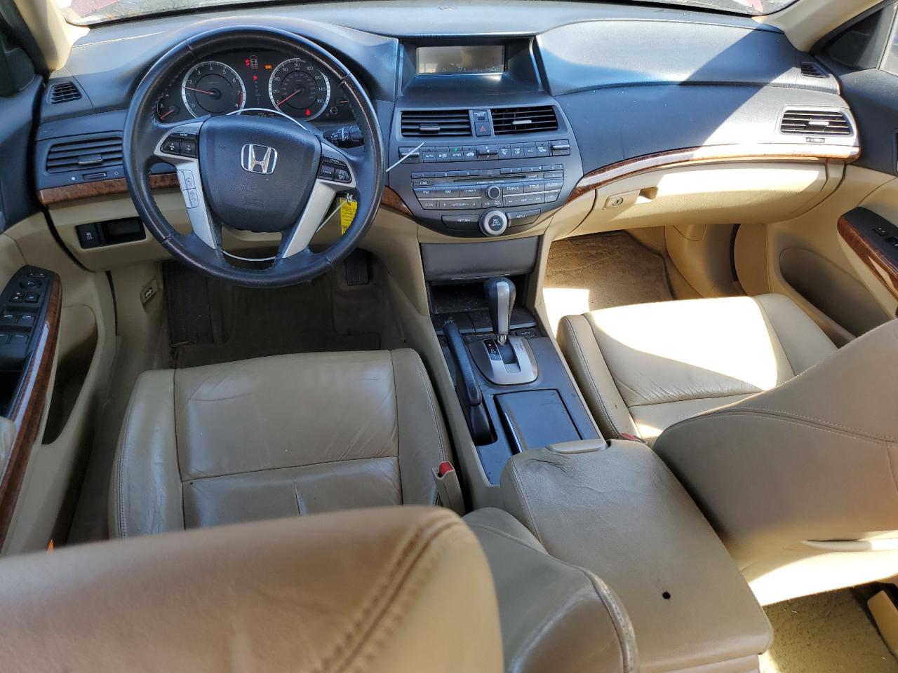 2011 Honda Accord - Image 8