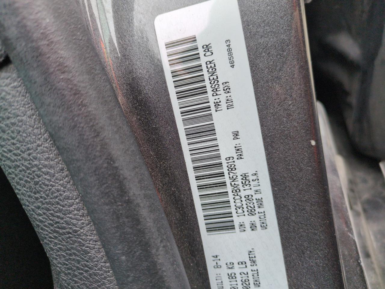 2015 Chrysler 200 - Image 12