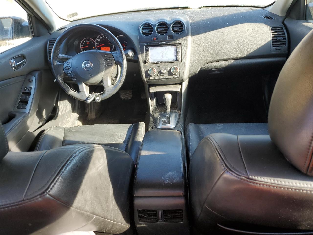 2010 Nissan Altima - Image 8