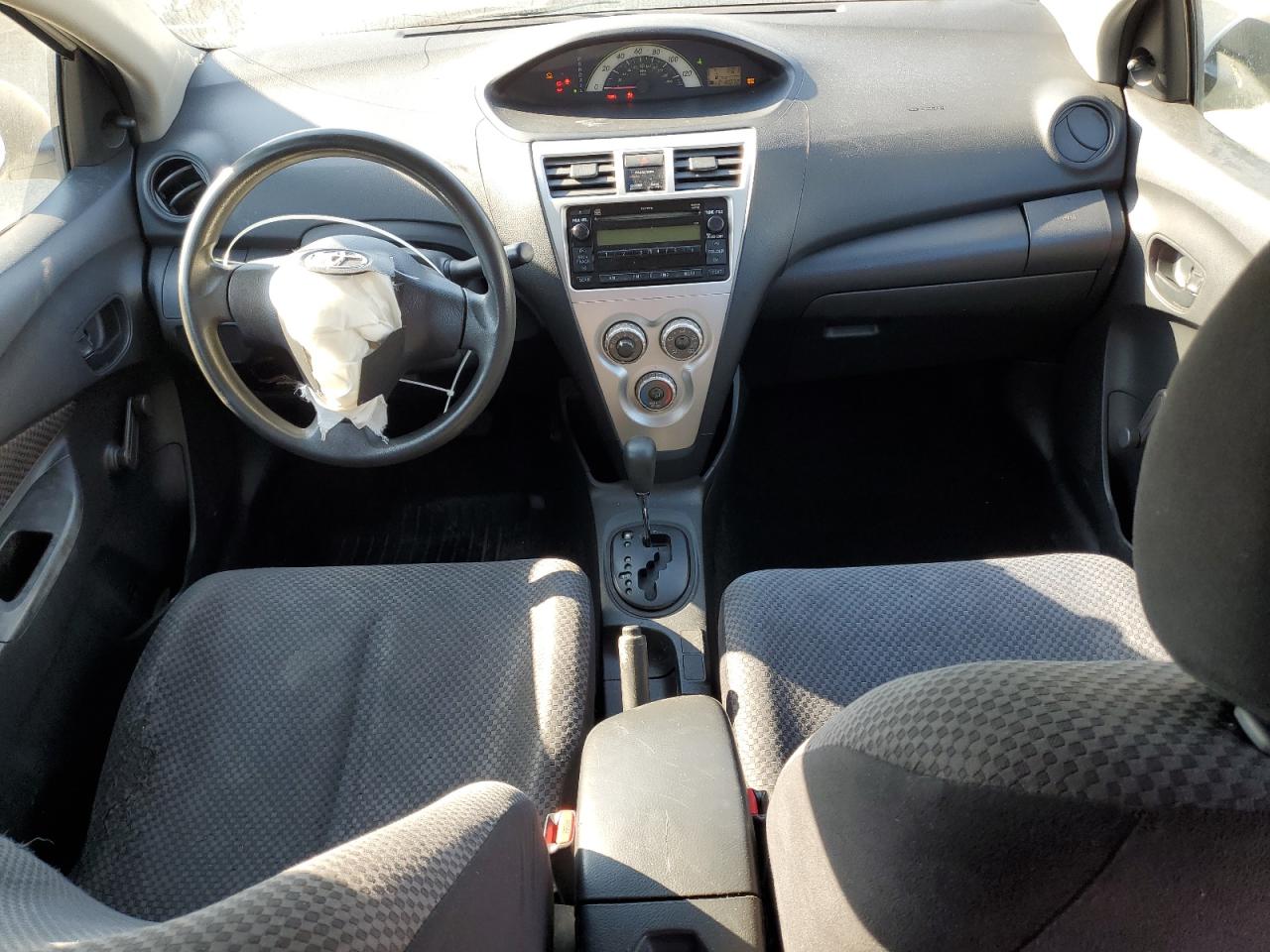 2007 Toyota Yaris VIN: JTDBT923871046823 Lot: 50649185