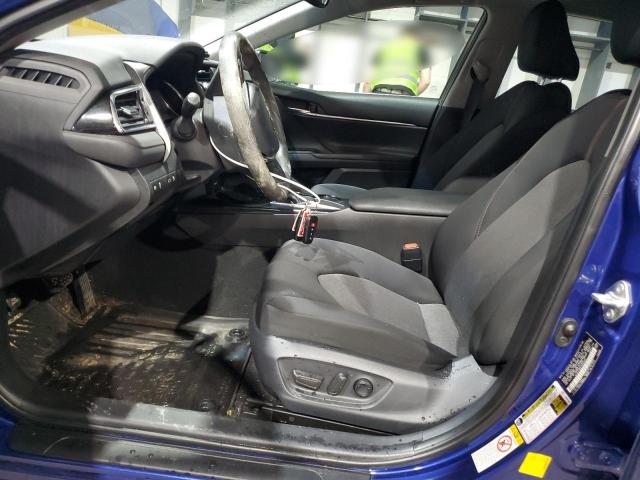  TOYOTA CAMRY 2018 Granatowy