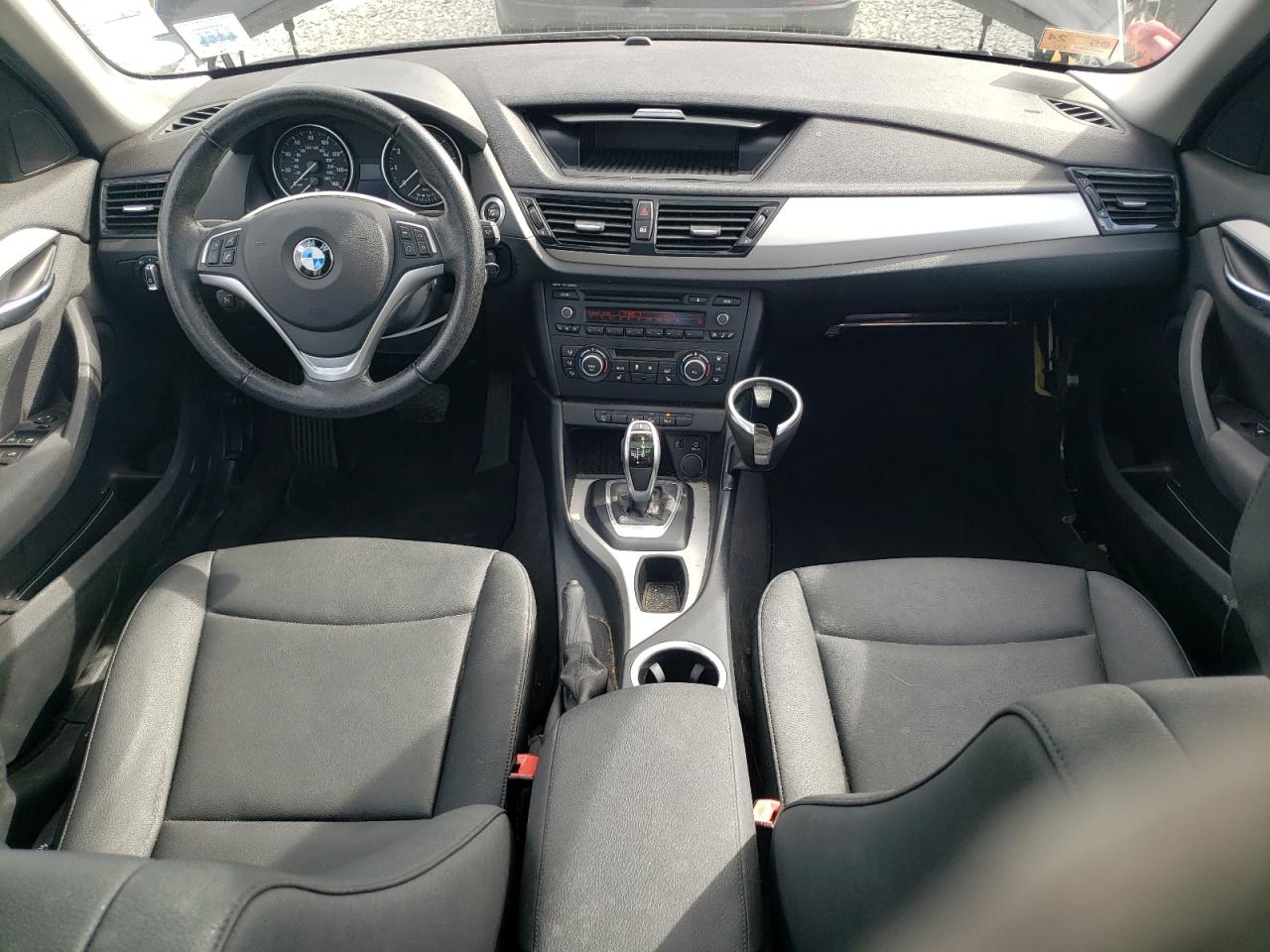 2015 BMW X1 - Image 8
