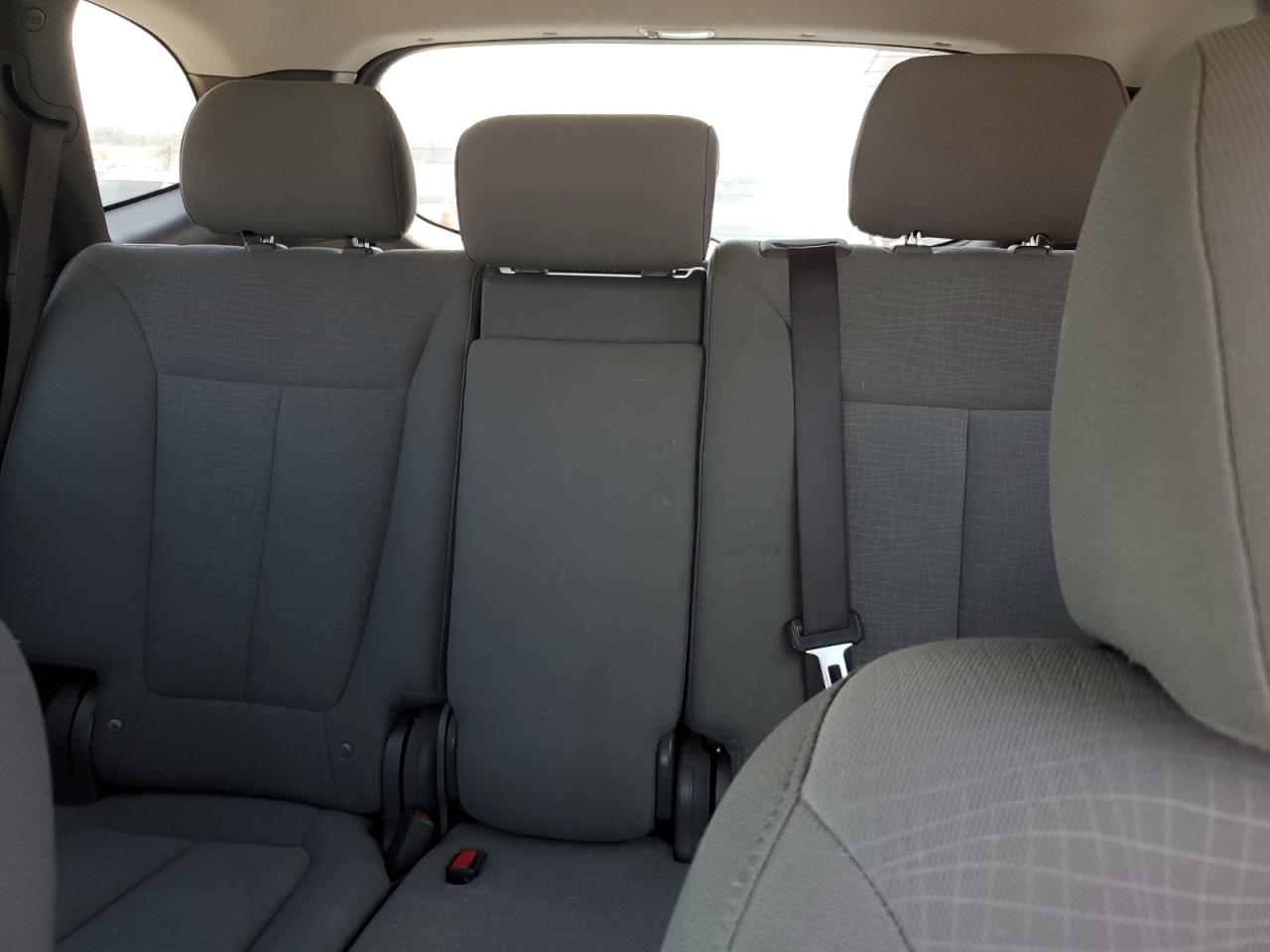 2012 Hyundai Santa Fe - Image 10