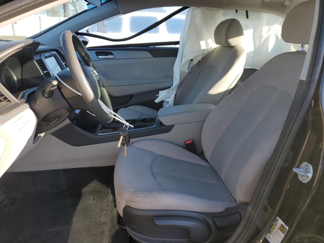 2018 Hyundai Sonata - Image 7