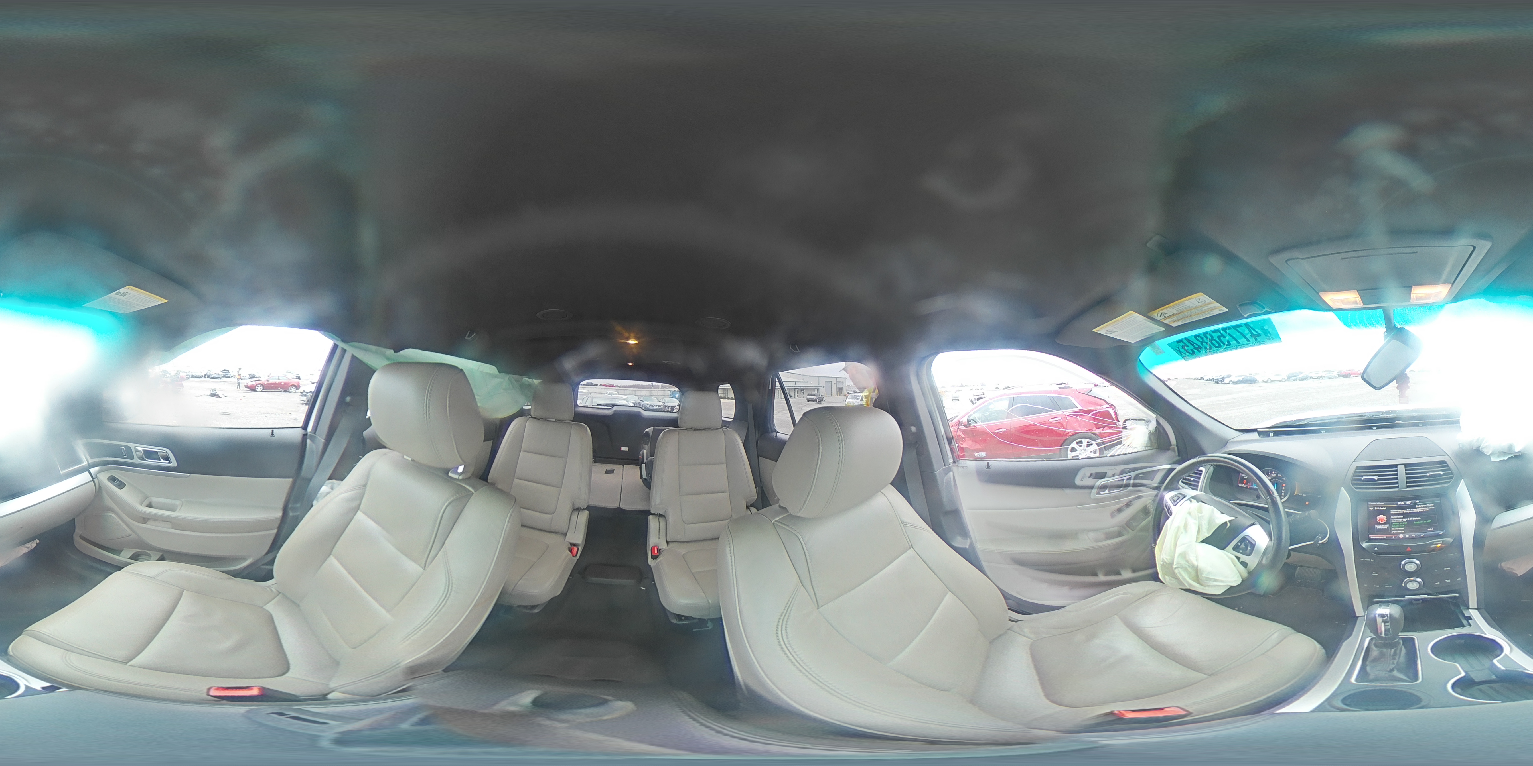 2014 Ford Explorer - Image 13