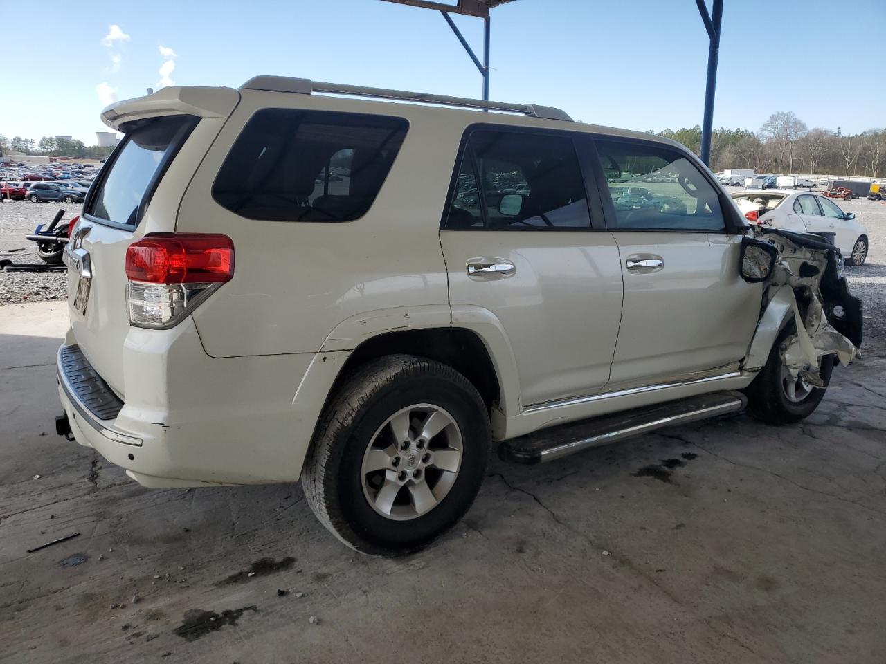 2013 Toyota 4Runner - Image 3