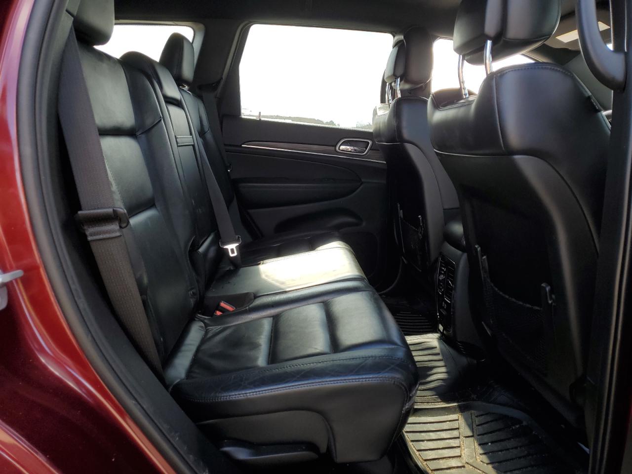 2019 Jeep Grand Cherokee - Image 11