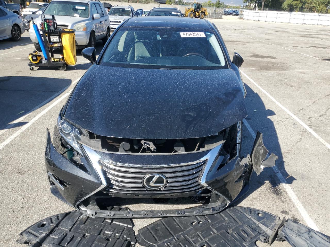2016 Lexus ES - Image 5