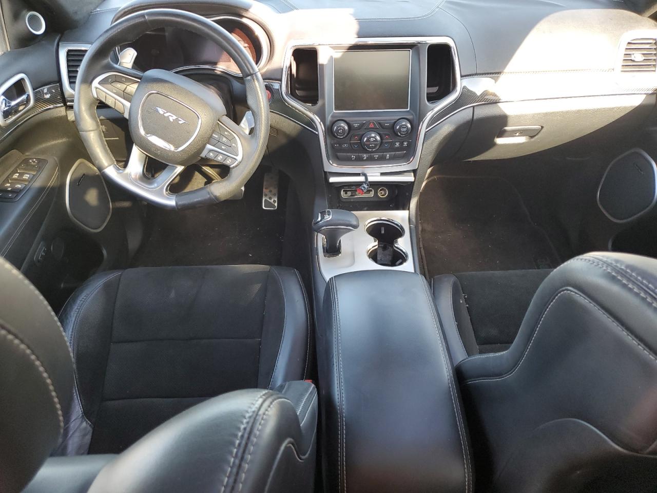 2015 Jeep Grand Cherokee - Image 8