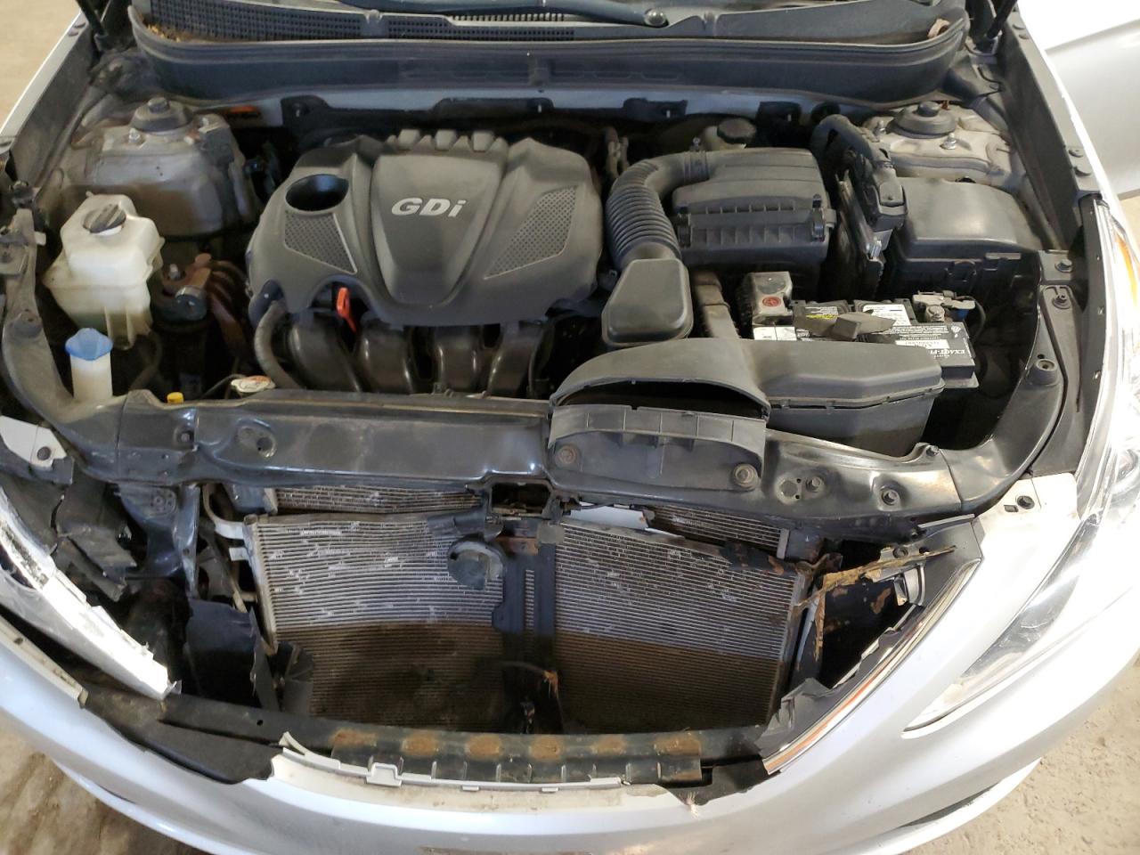 2014 Hyundai Sonata - Image 11
