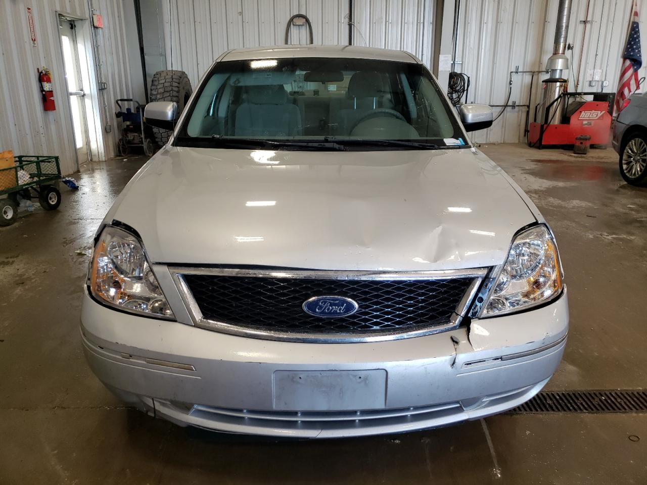 2005 Ford Five Hundred - Image 5