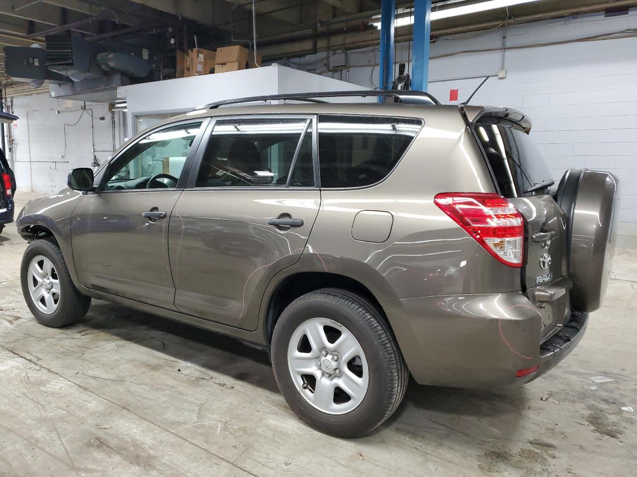 2011 Toyota RAV 4 - Image 2